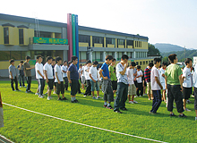 8月