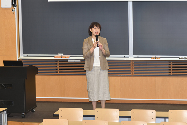 森学長が、桐蔭横浜大学の教育の特長を話しました。