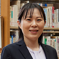 奥 知子 専任講師