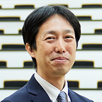 山内 忍 准教授