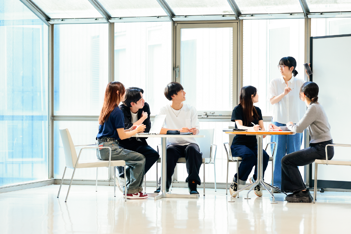 ファーストビュースライド画像