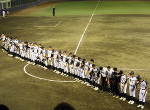 本学硬式野球部とハワイ大学生選抜 アイランドムーバーズの試合の様子６