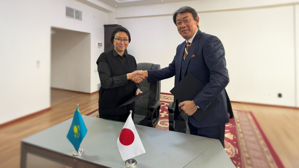 アバイ・カザフ国立教育大学と協定を締結しました