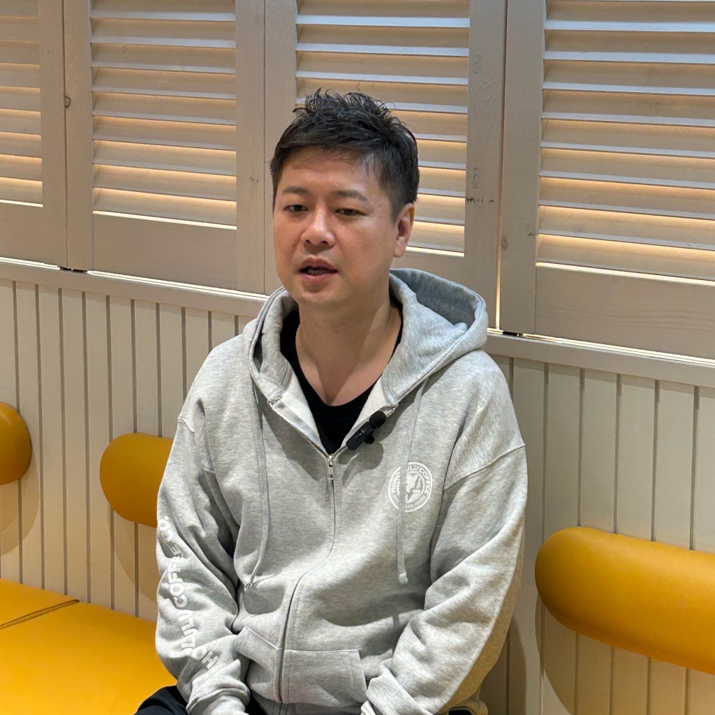 卒業生萩原さん1