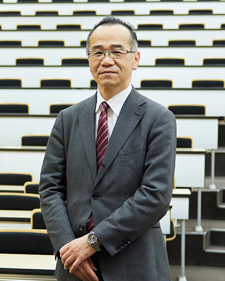 徳岡 由一