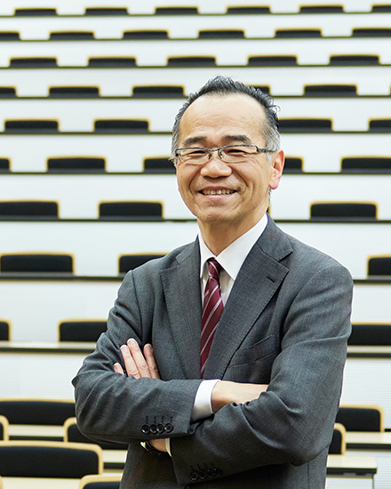 徳岡 由一